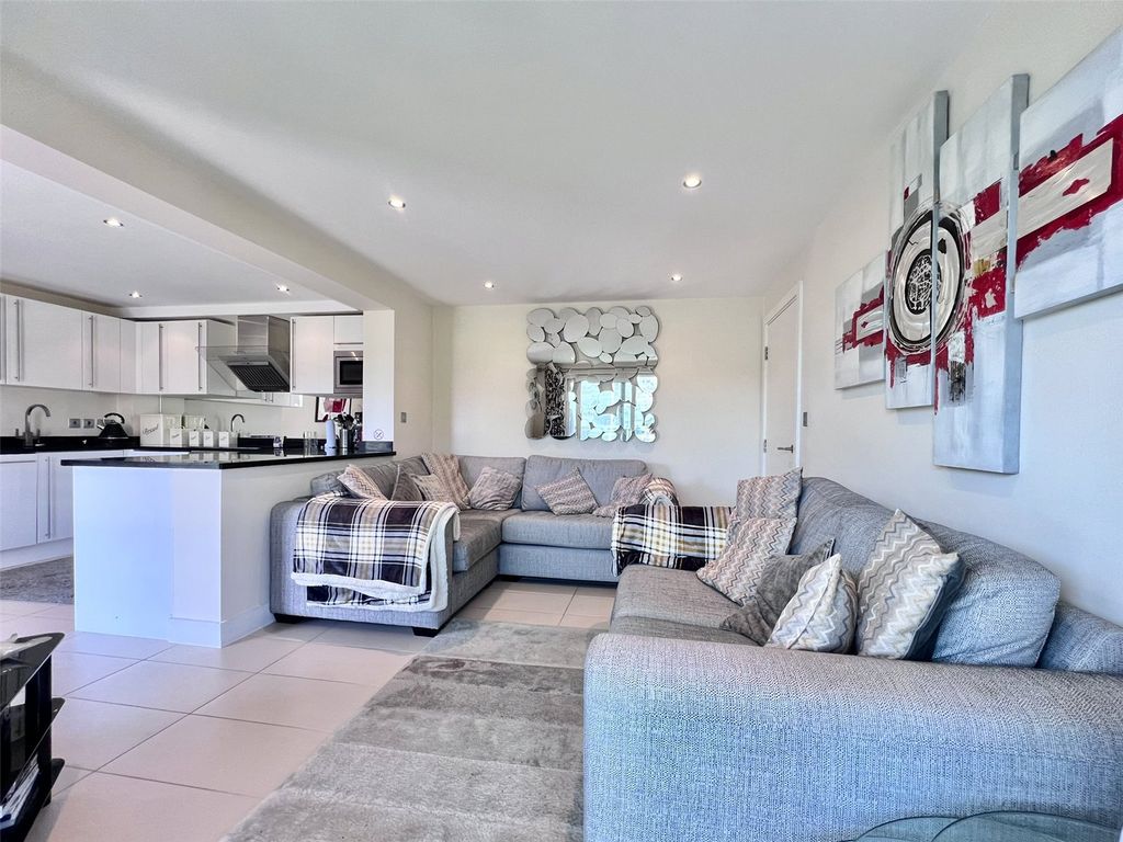 Additional image 2 of 1 bed flat for saleAtlantic House, Ayton Drive, Castletown, Portland DT5