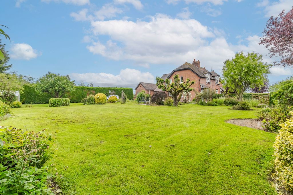 Property photo 3 of 30