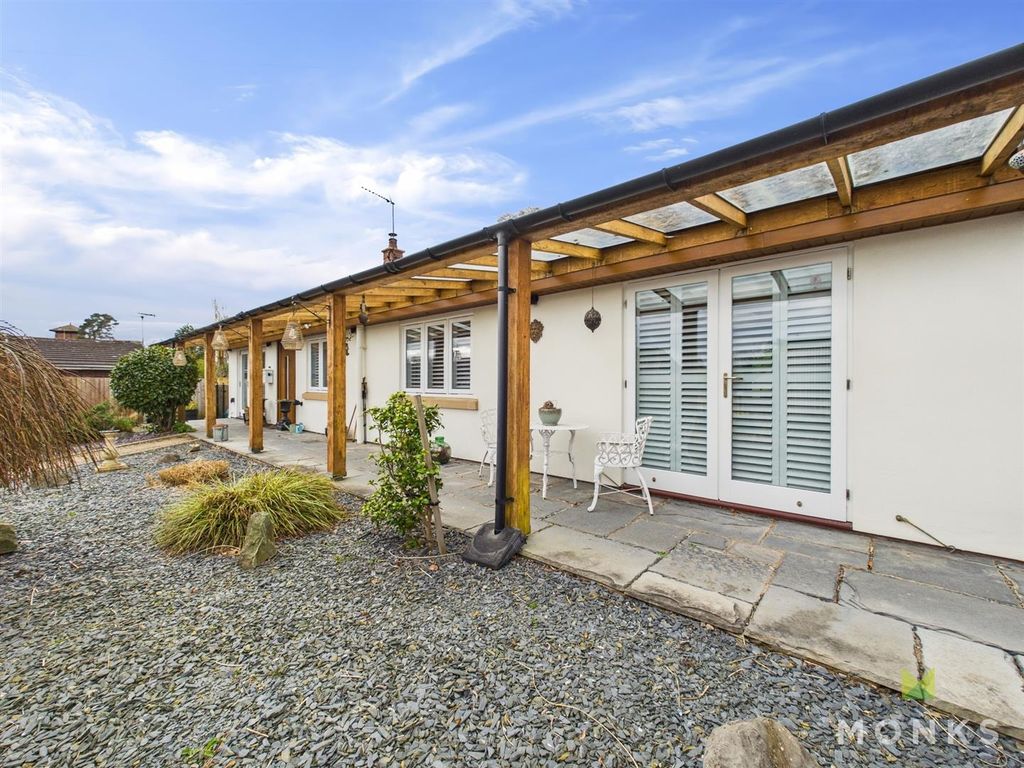 Property photo 1 of 30 Cam01420G0-Pr0585-Still023.Jpg