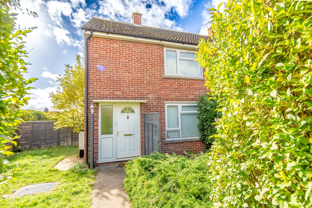 Property photo 2 of 14 Front