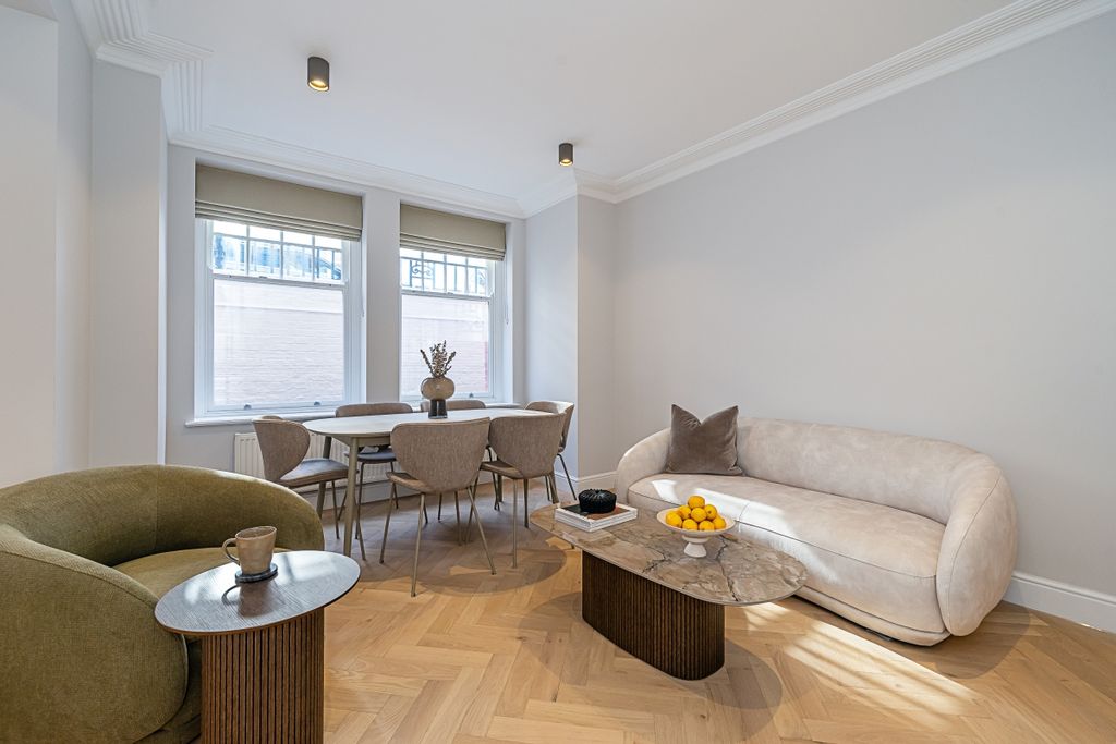 Property photo 1 of 10 202_A_Hamlet_Gard...