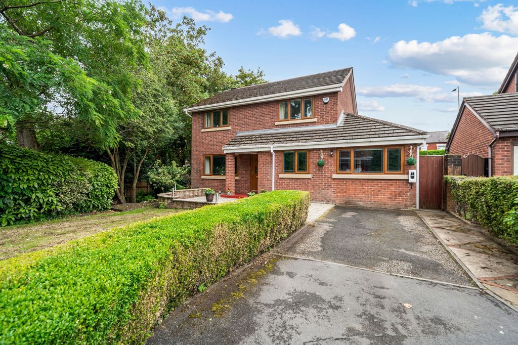 Property photo 1 of 23