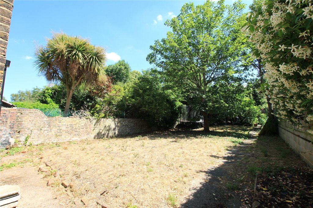 Property photo 2 of 7 Picture No. 09