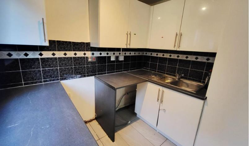 Property photo 3 of 5 Image