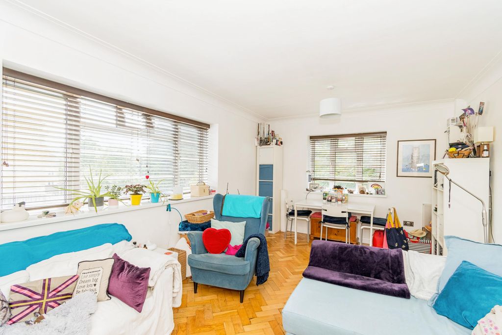 Property photo 2 of 13 Photography