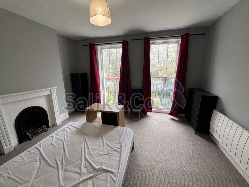 Property photo 3 of 18 Image 3