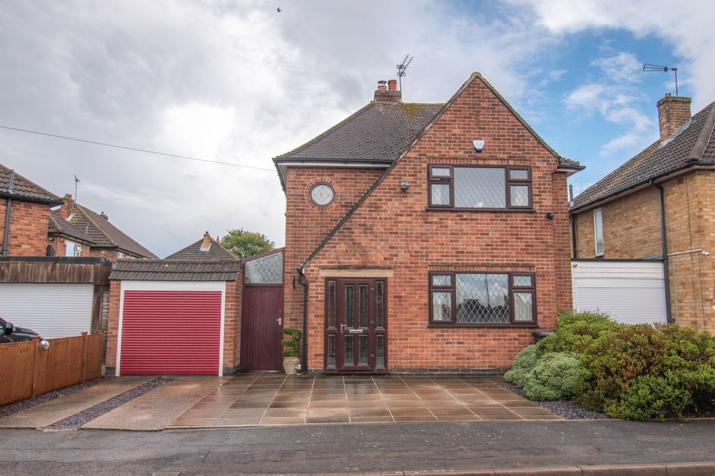 Property photo 1 of 15