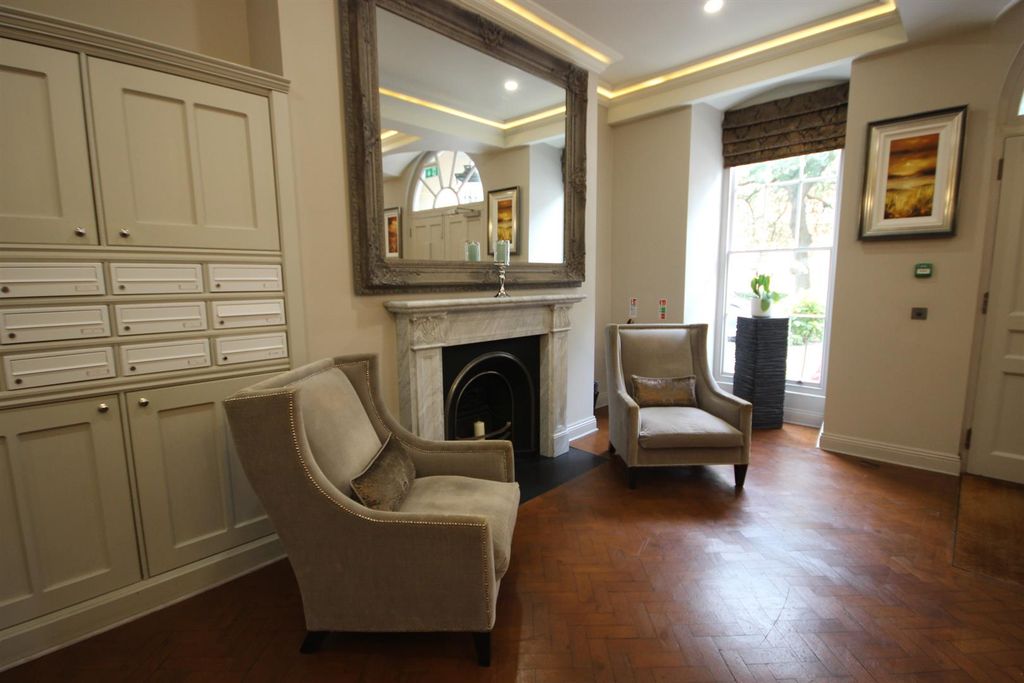 Property photo 3 of 19 Communal Entrance.Jpg