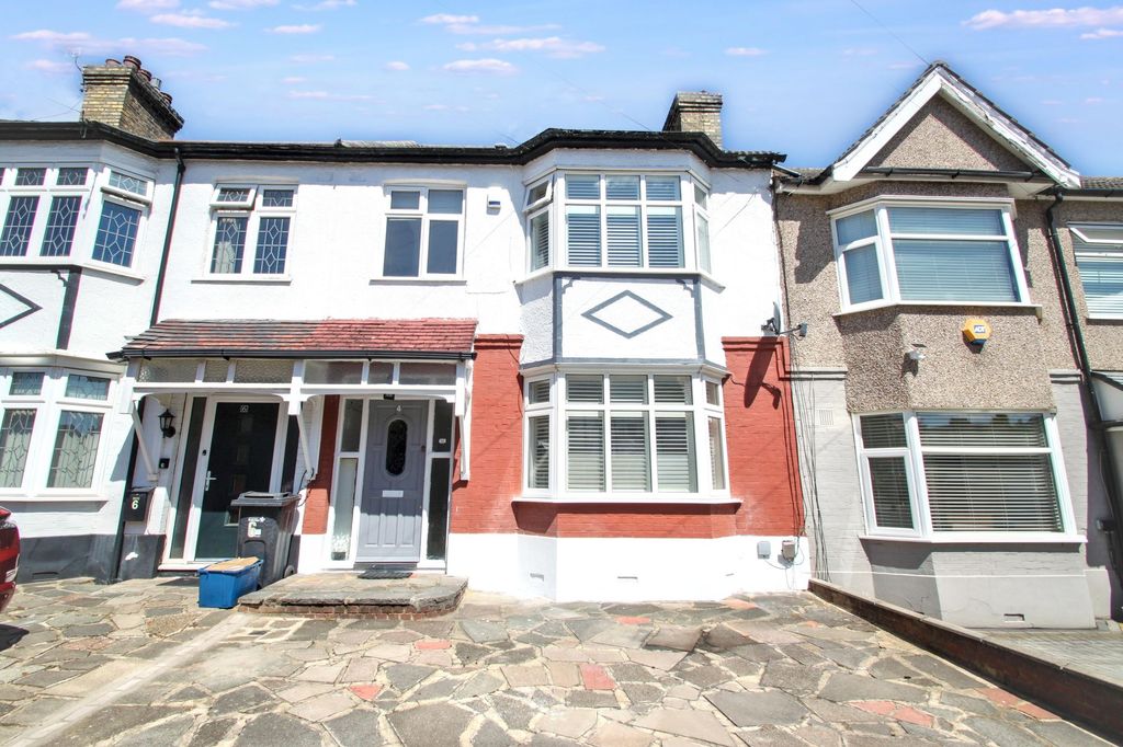 Property photo 1 of 19