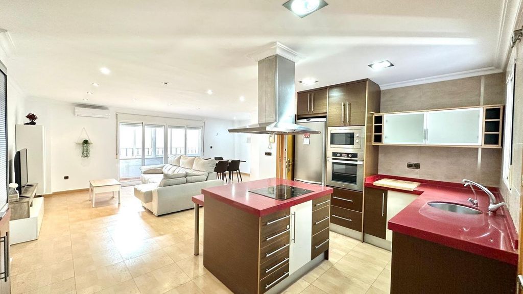 Property photo 1 of 50