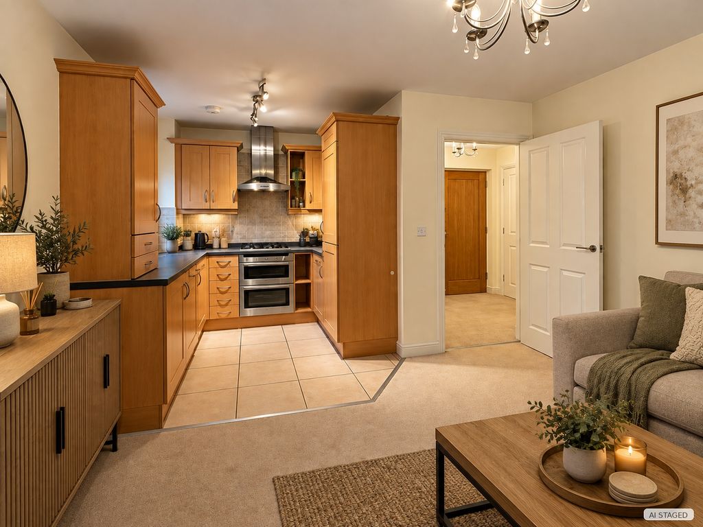 Property photo 3 of 9 Living Kitchen