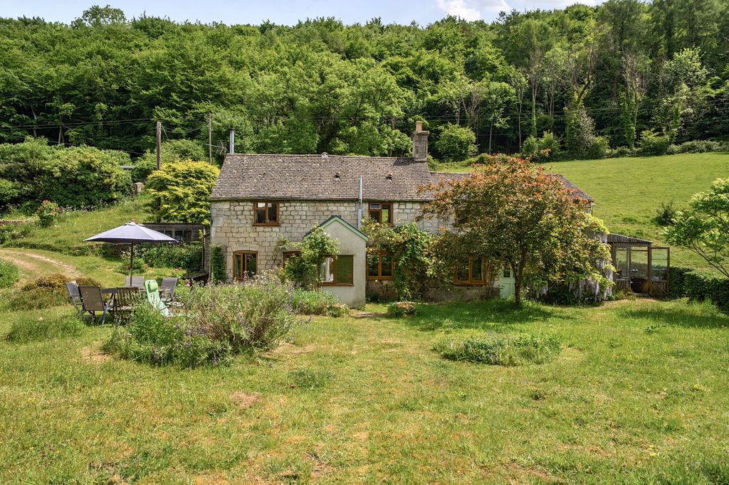 Property photo 1 of 22 Cottage