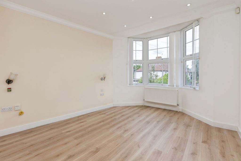 Property photo 3 of 19 Bedroom