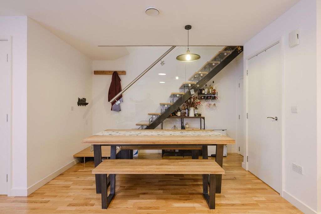 Property photo 2 of 17 Dining Room