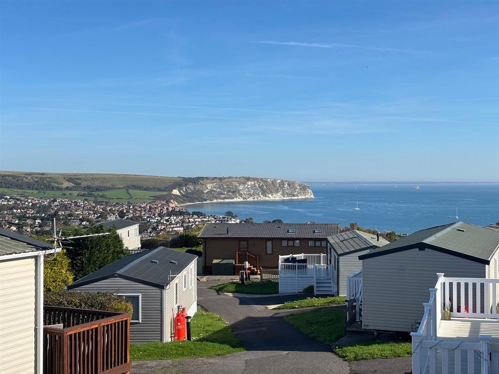 Property photo 2 of 28 235 Sbv View.Jpg