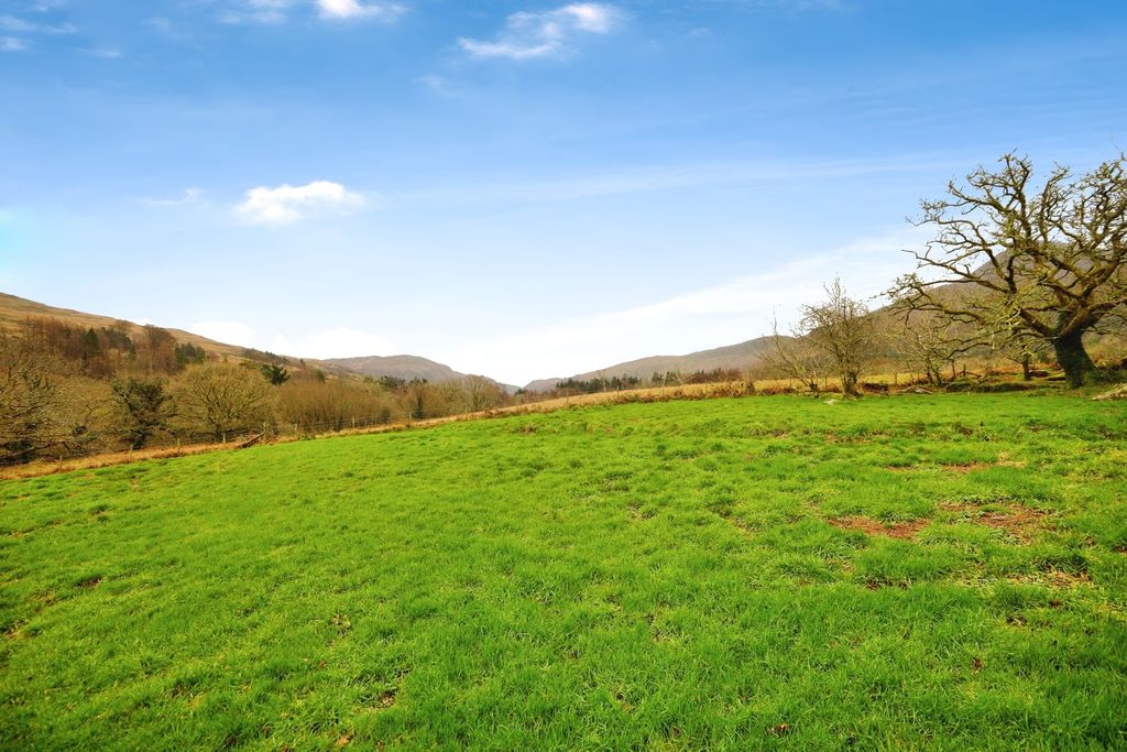 Property photo 2 of 20 Pbox-Img.Jpg