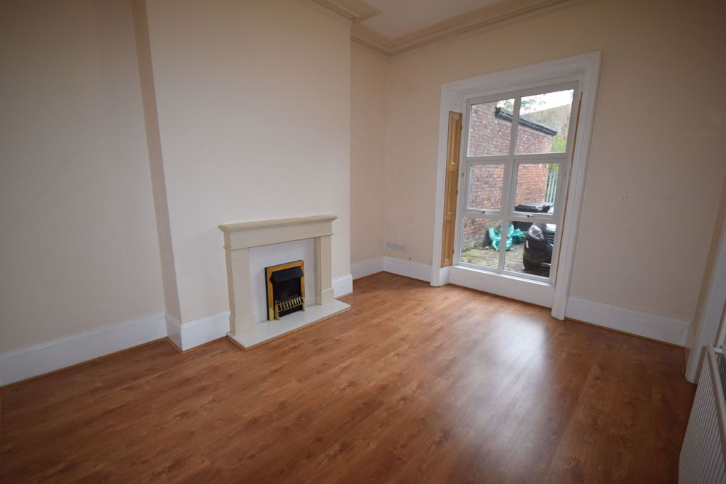 Property photo 2 of 5 Photo 4