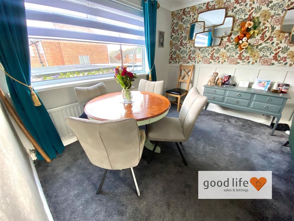 Property photo 3 of 22 20260220_135234945_Ios353Ryhoperoad.Jpg