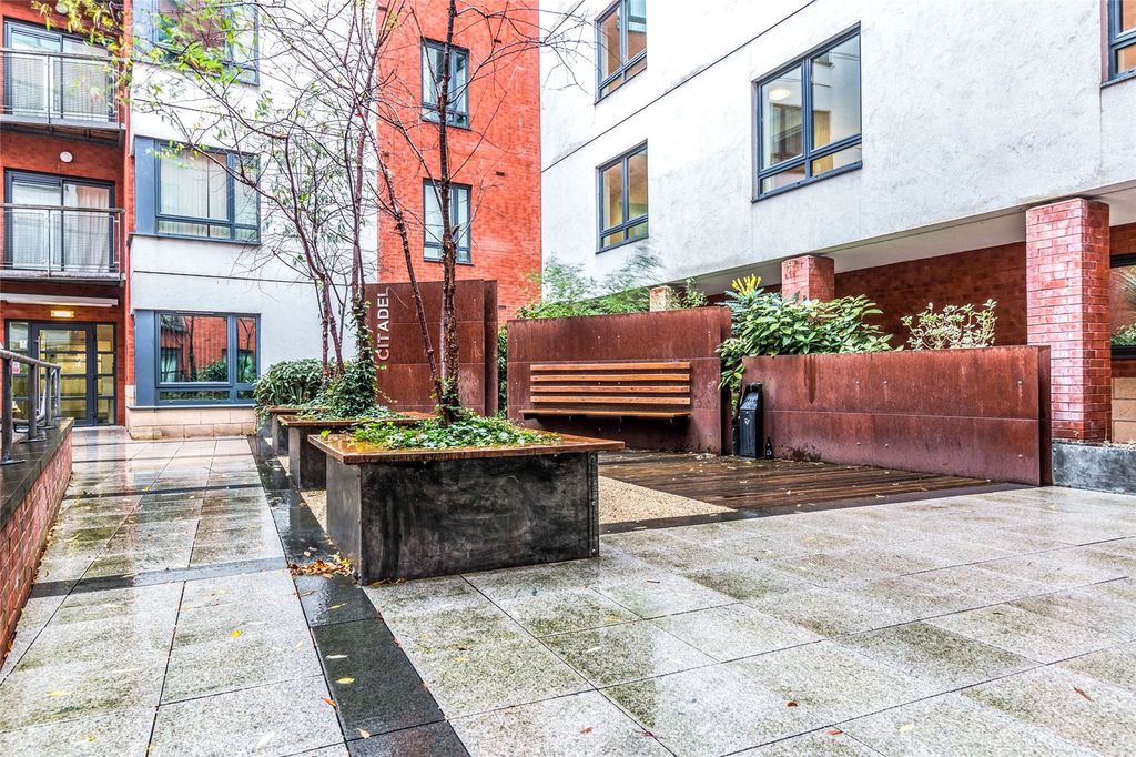 Property photo 2 of 19 Picture No. 04