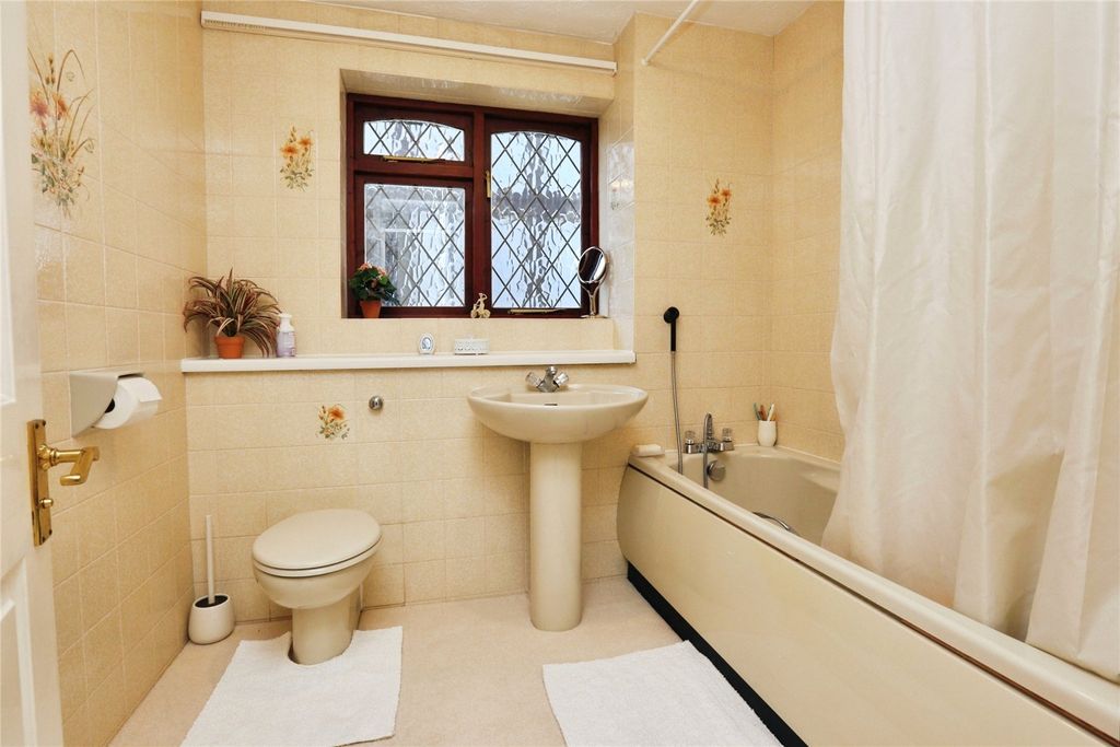 Additional image 26 of 5 bed detached house for saleVeryan, Fareham, Hampshire PO14