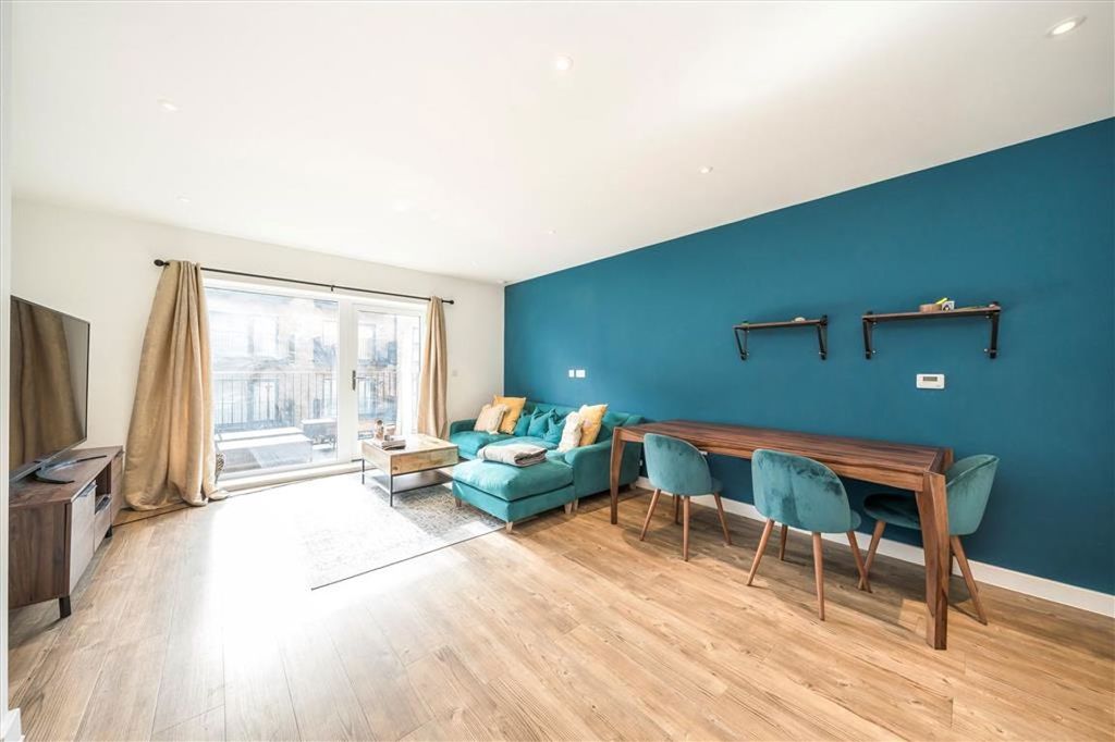 Property photo 3 of 9