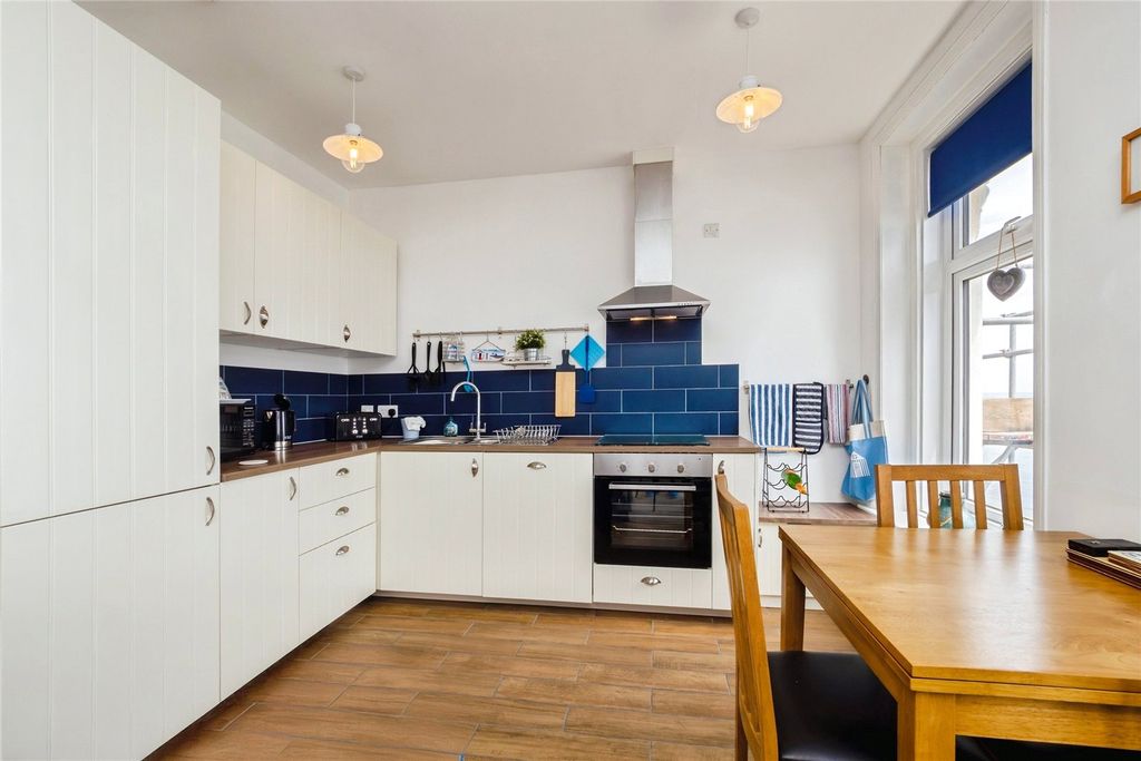 Additional image 7 of 1 bed flat for saleSea Lawn Terrace, Dawlish, Devon EX7