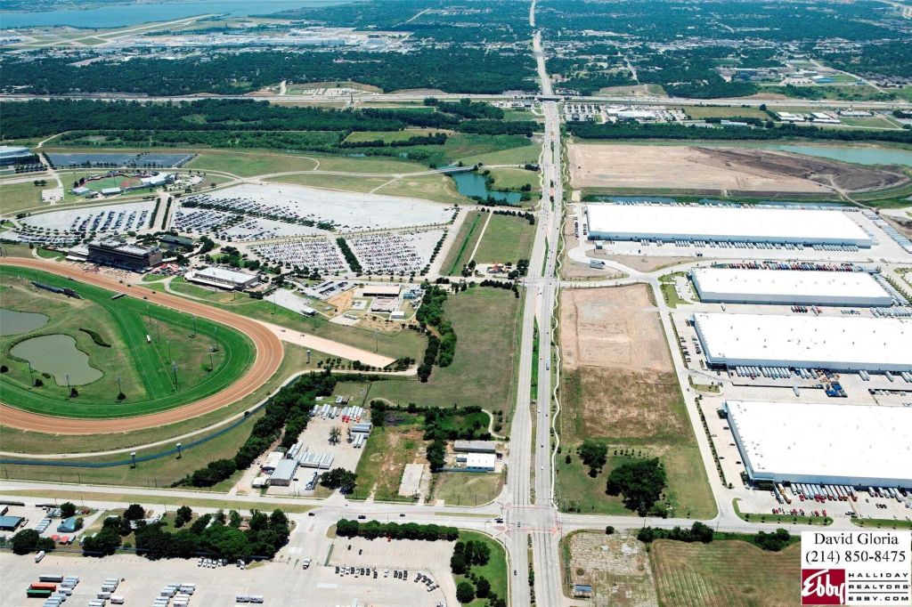 Property photo 2 of 8 <Alttext/>