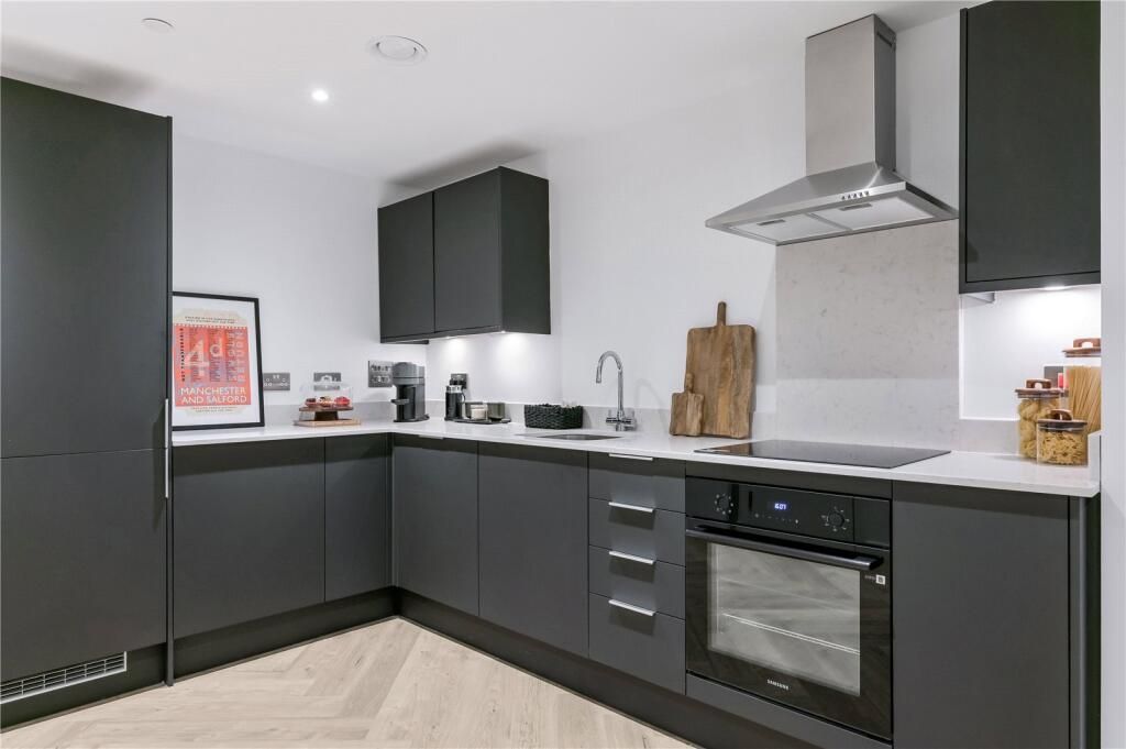 Property photo 1 of 4 1 Bed Flat To Rent Netheravon Rd, London W7 1Dn