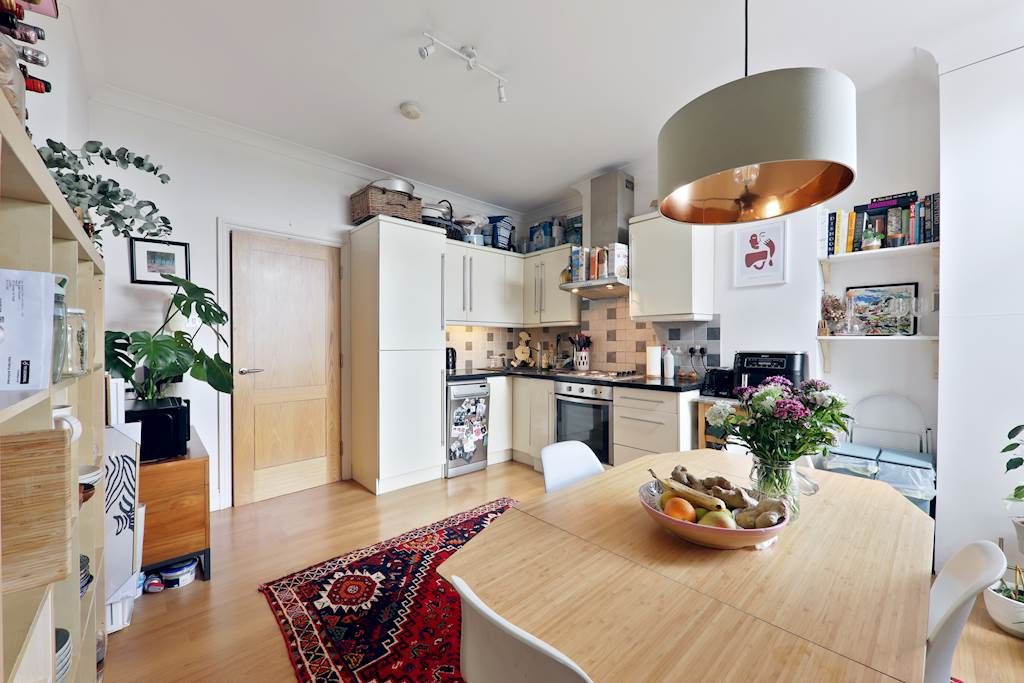 Property photo 3 of 8 12-889Cjhhgll - Flat B, 39 Camden Hill Road - 36 (