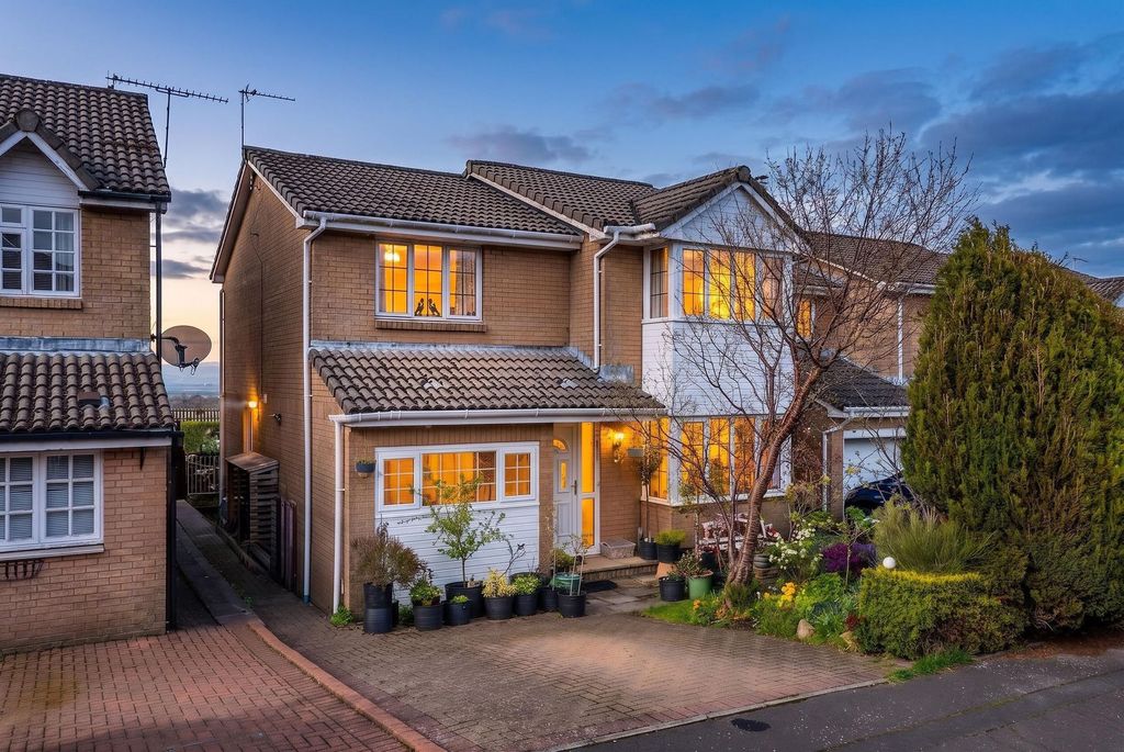 Property photo 1 of 38 Front