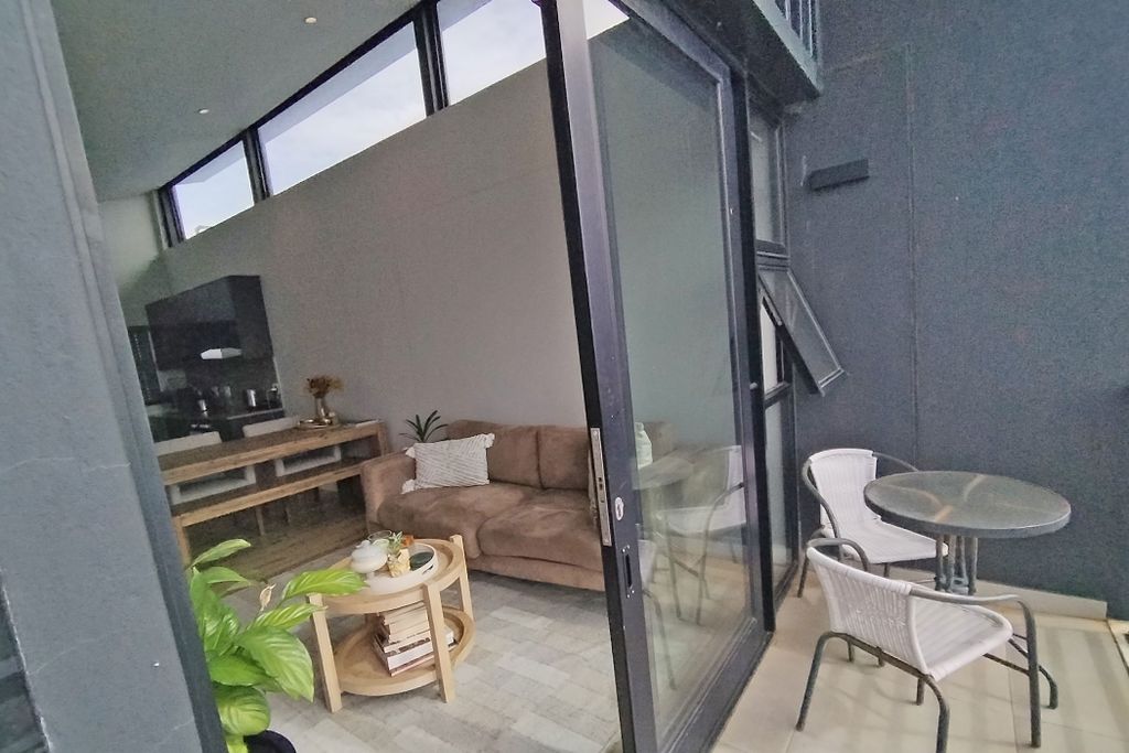 Property photo 2 of 18 1TV1734534