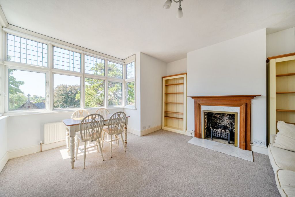 Property photo 2 of 16 1512889-13-1A038c...