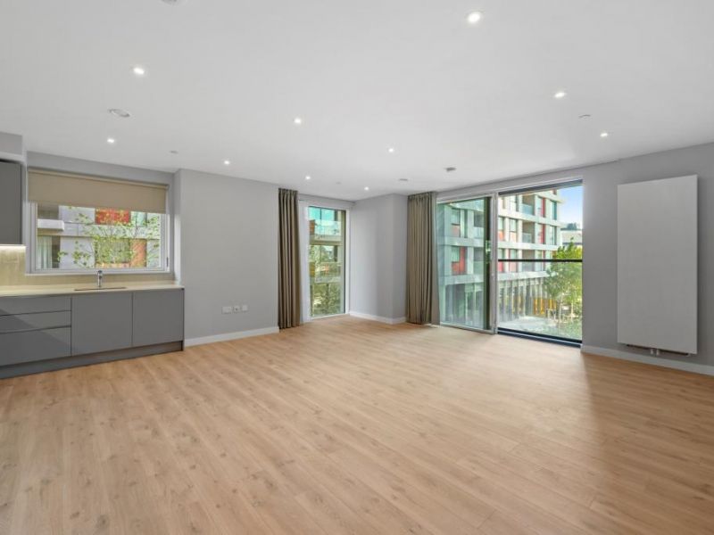 Property photo 2 of 44