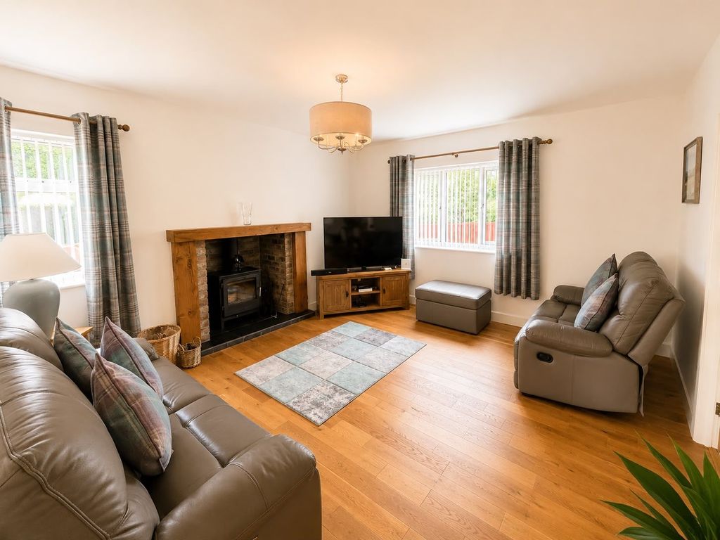 Property photo 2 of 30