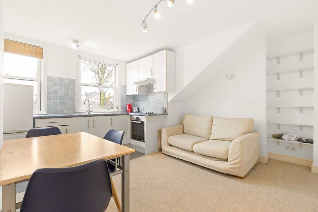 Property photo 2 of 4