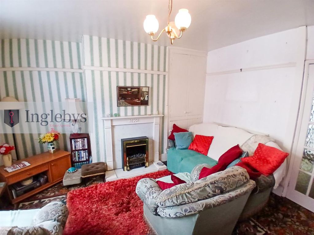 Property photo 3 of 6 872511-2.Jpg