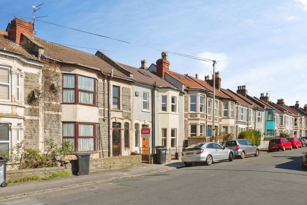 Property photo 2 of 14 Pbox-Img.Jpg