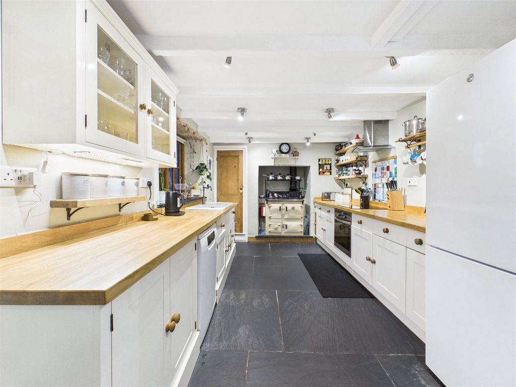 Property photo 2 of 19 Picture No. 02