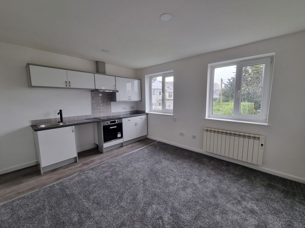 Property photo 1 of 3 Lounge Kitchen