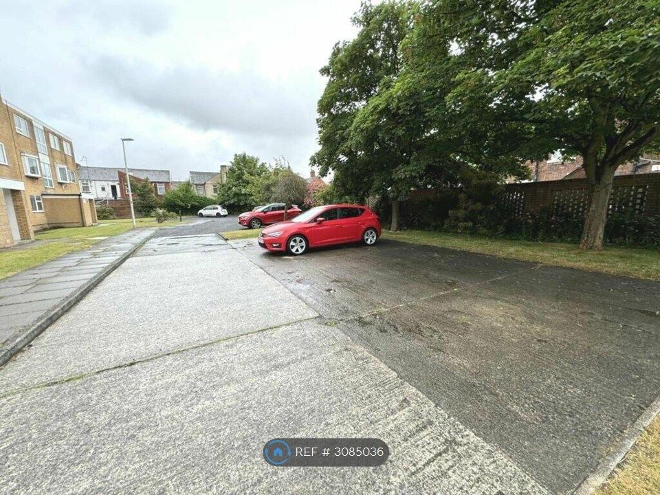 Property photo 3 of 15