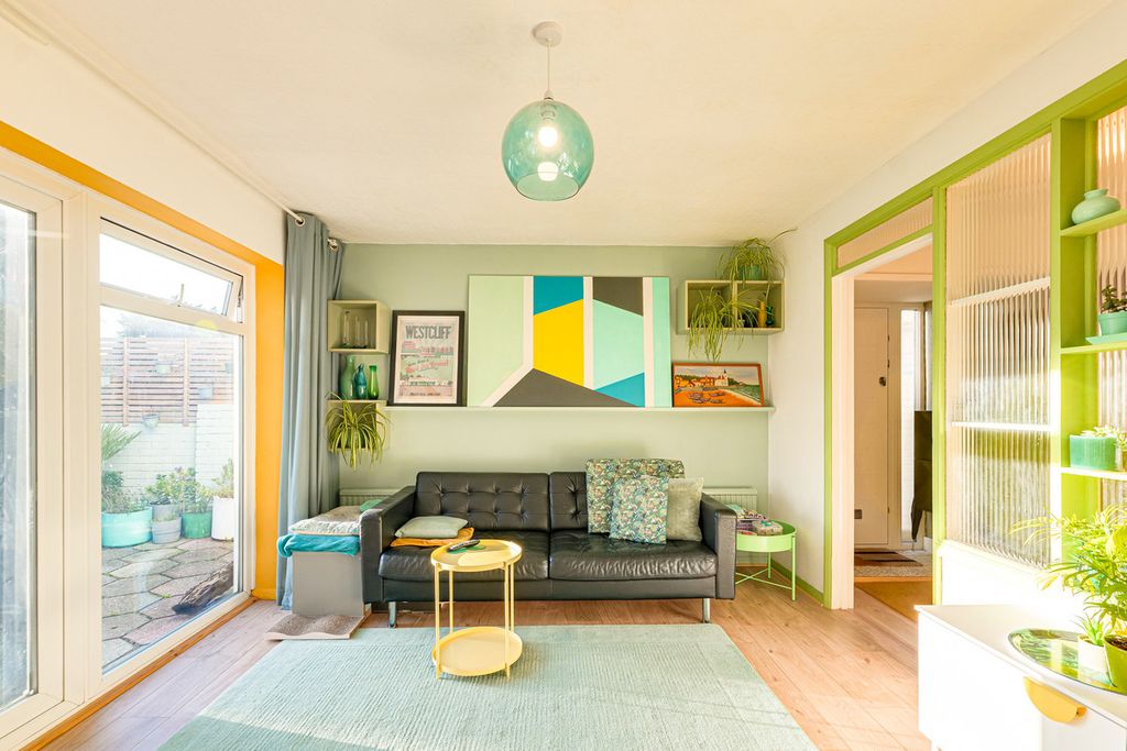 Property photo 3 of 30