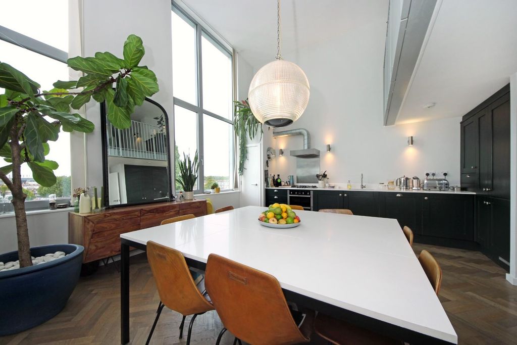 Property photo 1 of 15 Gv-105 Issigonis House (12).Jpg