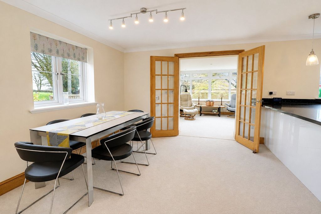 Property photo 3 of 17 3 - Picture No. 03