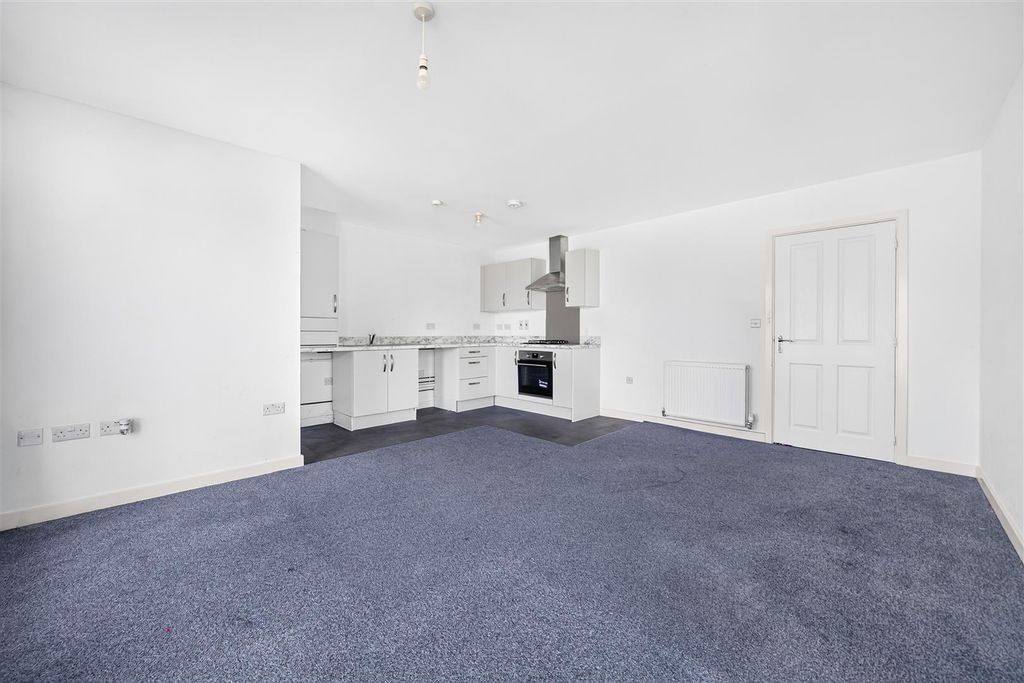 Property photo 3 of 16 12.Jpg