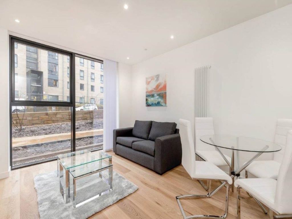 Property photo 2 of 9 Living