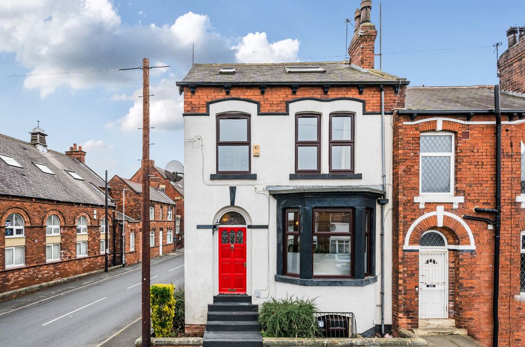 Property photo 1 of 20 1368868-1-68F2174...