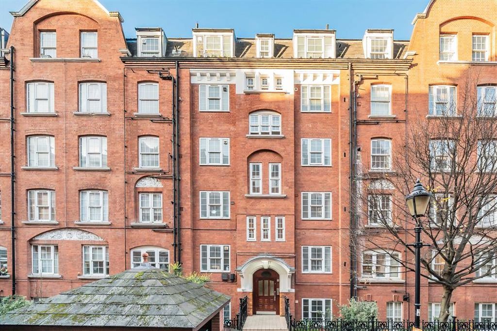 Property photo 1 of 5