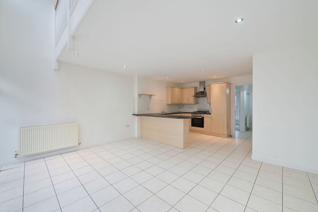 Property photo 3 of 12 Reception Diner