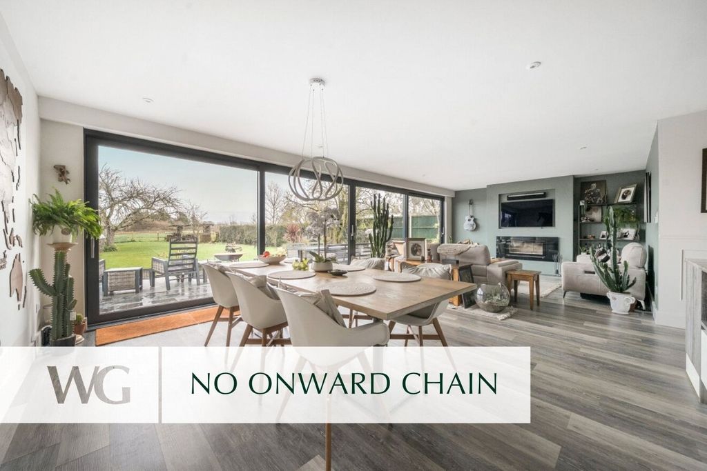 Property photo 1 of 18 Open Plan Living