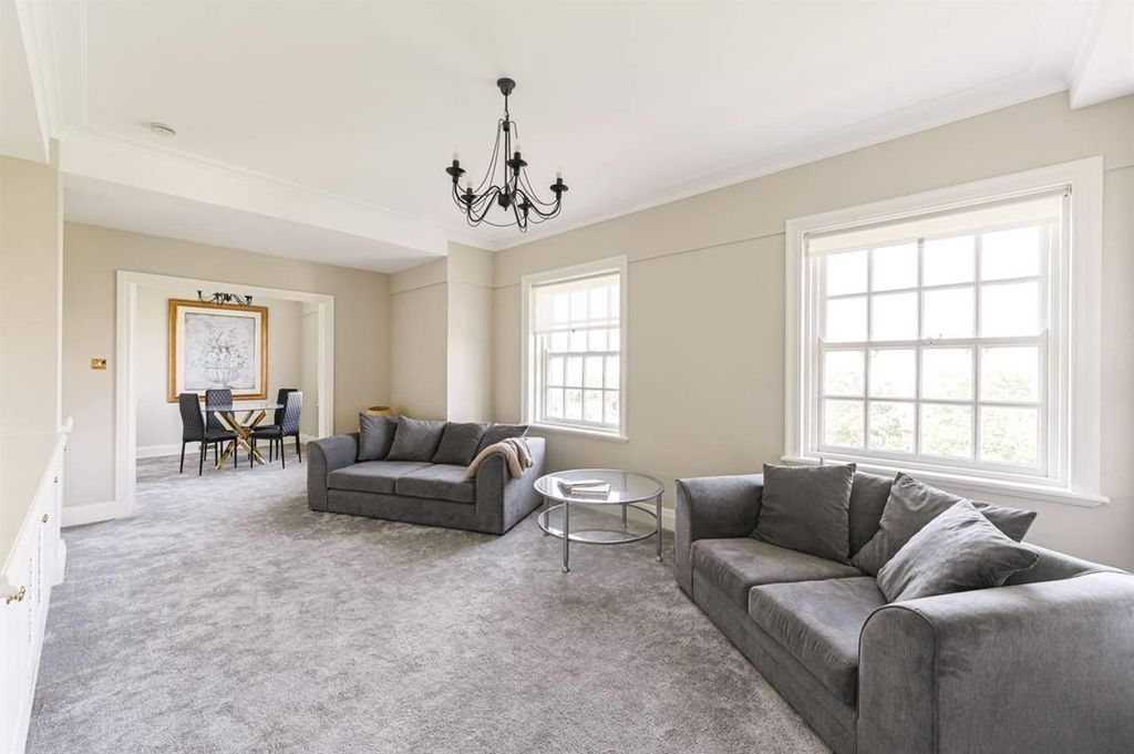 Property photo 1 of 11 Reception Room